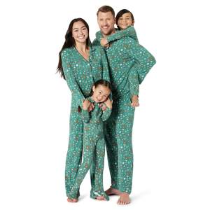 Amazon Essentials x Sofia Grainge Matching Holiday Family Pajama Sets Women Medium Dark…