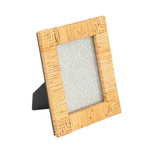 Creative Co-Op Handwoven Rattan Photo Frame, Natural(Holds 5" x 7" Photo) Natural 5" x 7"
