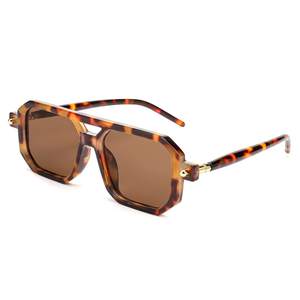 FEISEDY Vintage Square 70s Flat Aviator Sunglasses Women Men Classic Retro Stylish Frame…