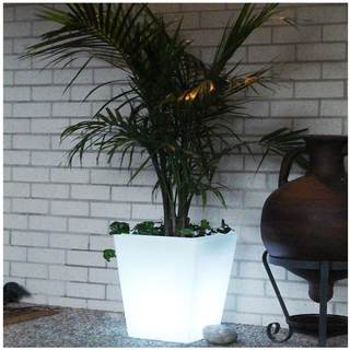 16-In Square LED Planter Pot Outdoor, Large Rechargeable Lighted Flower Pot w/Remote…